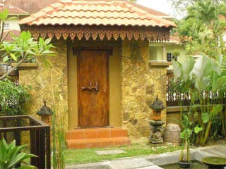 balinese-wooder-door