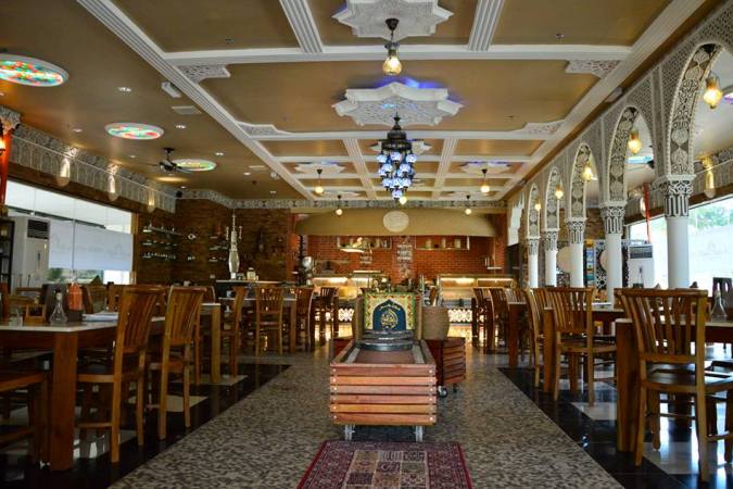 restaurants furniture Al Qasr Restaurant  - 